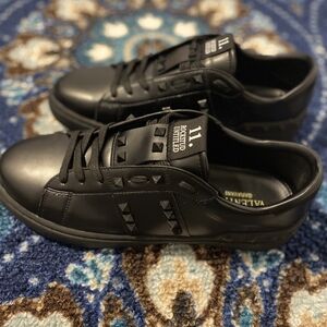 Valentino Garavani Men's Black Rockstud Sneakers
